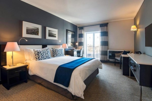 The Commodore Hotel